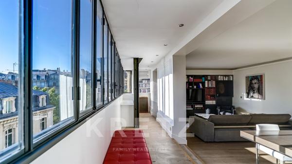 Loft avec verrière Eiffel
