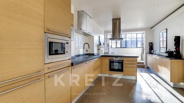 Loft avec verrière Eiffel