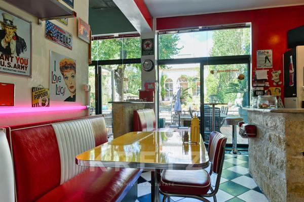 Demeure historique  avec piscine au coeur de Montpellier