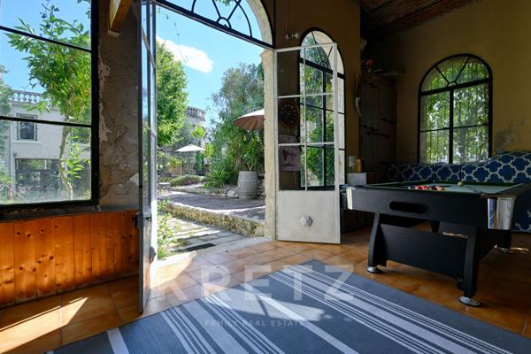 Demeure historique  avec piscine au coeur de Montpellier