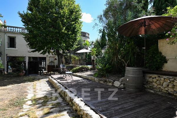 Demeure historique  avec piscine au coeur de Montpellier