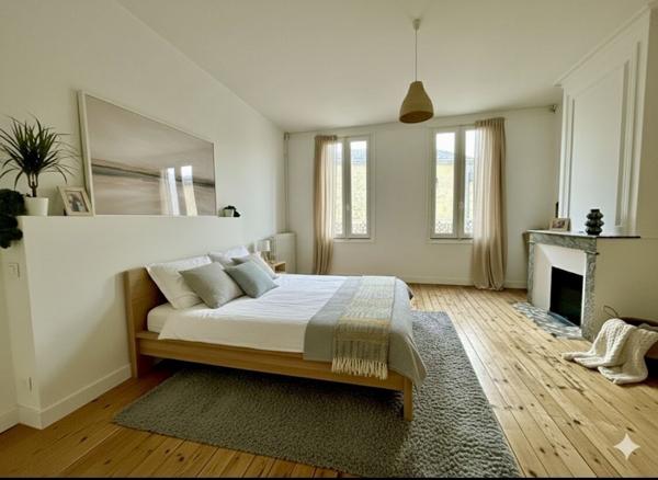 Maison en pierre rénovée 110 m²