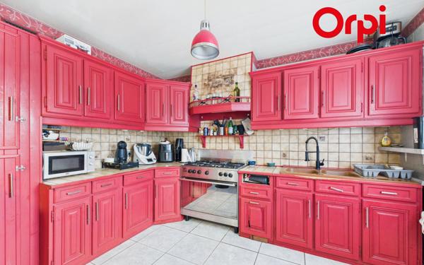 Maison à vendre    5 pièces •  Bernay