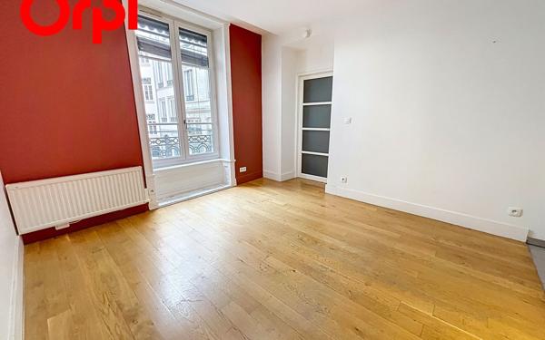 Appartement à vendre    3 pièces • 66 m2 Lyon 2