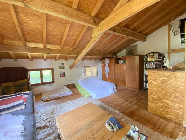 Maison situee au sud LOUHANS et ses 157 arcades, proche de l autoroute A39 et de l A6