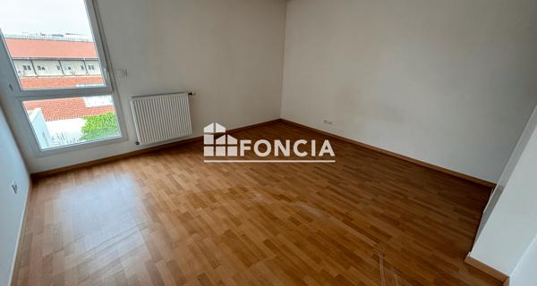 Location Appartement 3 pièces 62.28 m² - Lyon 69007