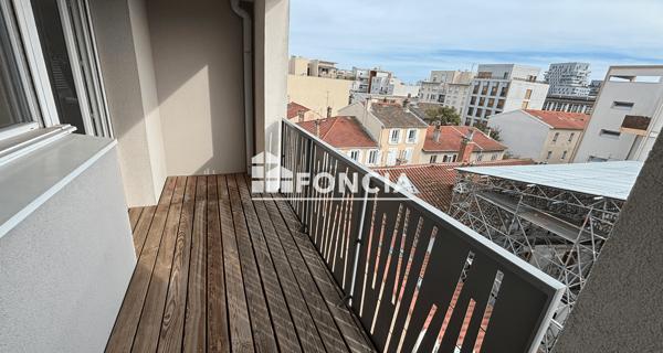 Location Appartement 3 pièces 62.28 m² - Lyon 69007