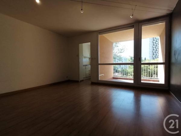 Appartement F2 à vendre  2 pièces - 42 m2 BAGNOLS SUR CEZE - 30