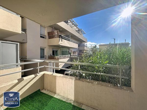 Appartement à vendre 1 pièce 32.8m² Nîmes (30900)