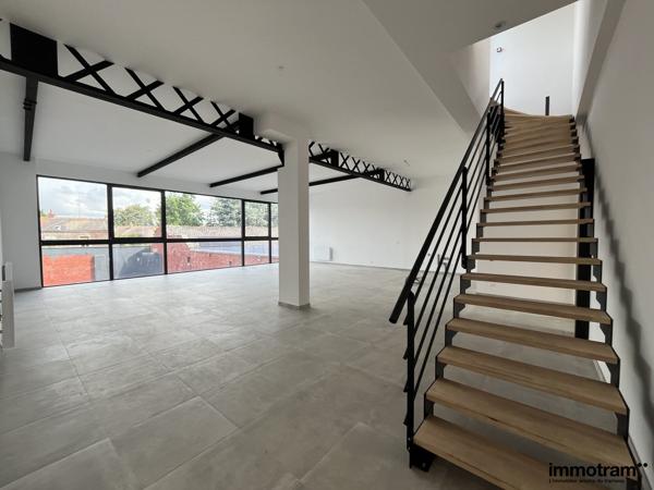 Vente Loft 146m 2 - 3 chambre(s) - Roubaix, Roubaix Eurotéléport • Réf. VA26595