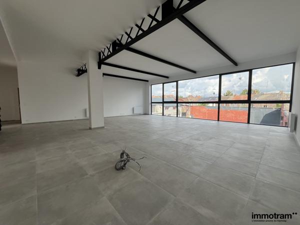 Vente Loft 146m 2 - 3 chambre(s) - Roubaix, Roubaix Eurotéléport • Réf. VA26595