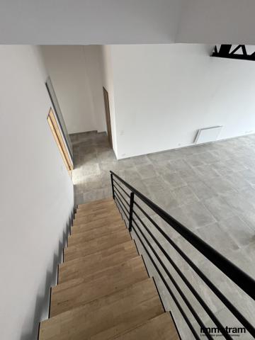 Vente Loft 146m 2 - 3 chambre(s) - Roubaix, Roubaix Eurotéléport • Réf. VA26595