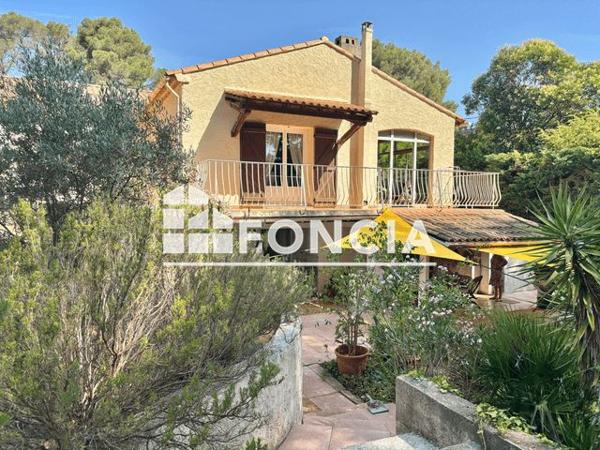 À vendre Maison 13 pièces 326 m² - La Londe-les-maures 83250