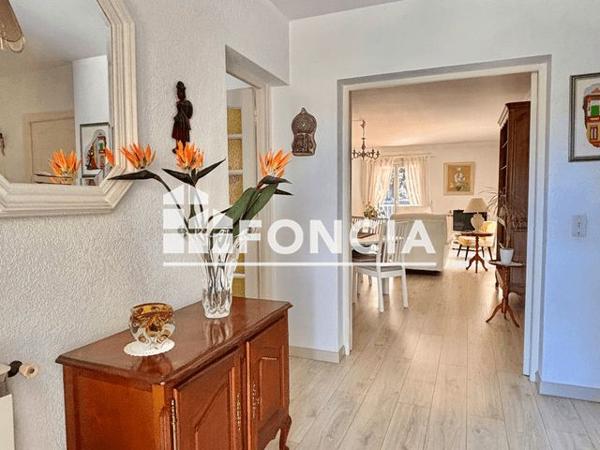 À vendre Maison 13 pièces 326 m² - La Londe-les-maures 83250