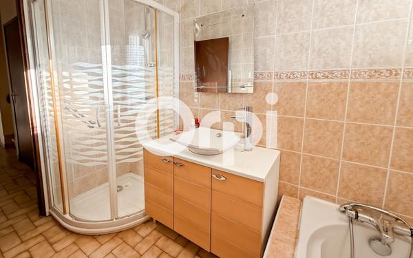 Maison à vendre    4 pièces • 106 m2 Poussan