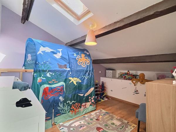 13010 MARSEILLE- Maison de ville de type 5, 110m2 avec terrasse et jardin