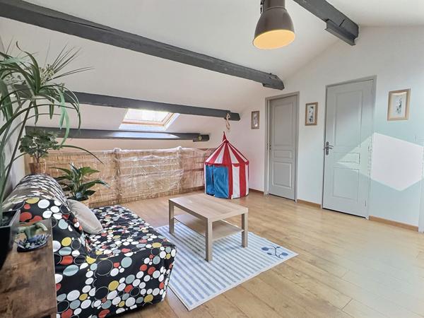 13010 MARSEILLE- Maison de ville de type 5, 110m2 avec terrasse et jardin