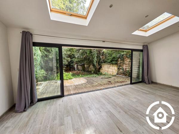 MAISON DE VILLE 185 M² – CŒUR DE VILLE – JARDIN INTIMISTE