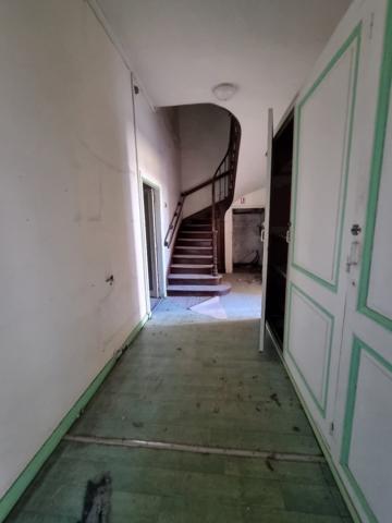 IMMEUBLE A RENOVER