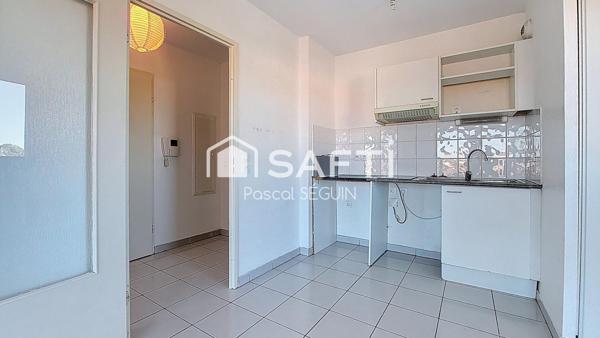 APPARTEMENT 2 PIECES - BALCON - ASCENSEUR