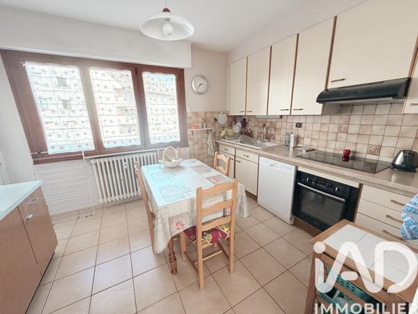 Appartement à vendre 5 pièces 92 m² Chambéry