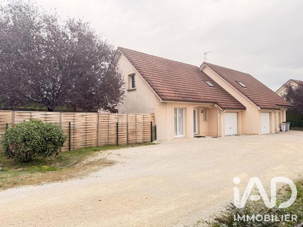Maison à vendre 8 pièces 176 m² Froideconche