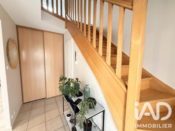Maison à vendre 8 pièces 176 m² Froideconche