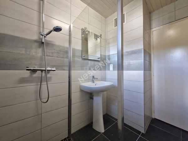 Agréable maison de ville 2 ou 3 chambres avec jardin à proximité de toutes les commodités