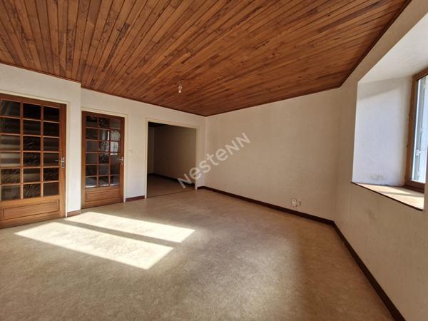 Agréable maison de ville 2 ou 3 chambres avec jardin à proximité de toutes les commodités