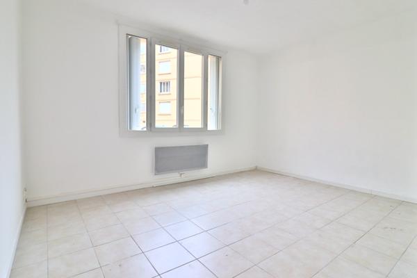 Brignoles: appartement T2 46m2 avec parking