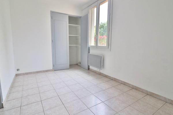 Brignoles: appartement T2 46m2 avec parking