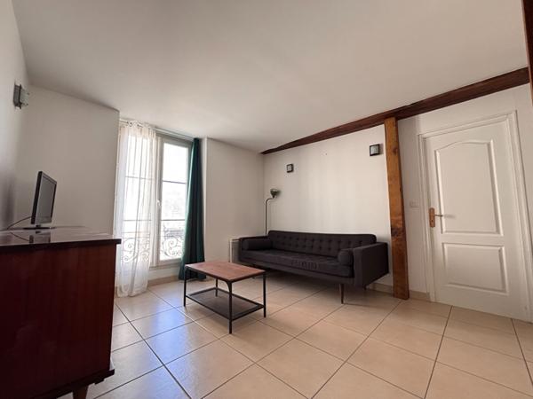ORLEANS SUD - APPARTEMENT MEUBLE 2 PIECES DE 40.14 M2 -
