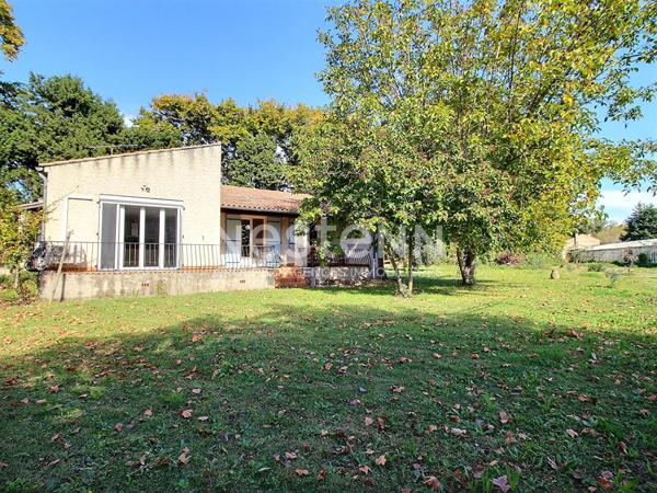 A louer- Superbe maison 4 pièces d'environ 93.50 m² avec garage et jardin - Avignon- Secteur ceinture verte