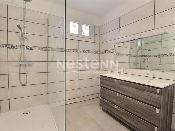 A louer- Superbe maison 4 pièces d'environ 93.50 m² avec garage et jardin - Avignon- Secteur ceinture verte