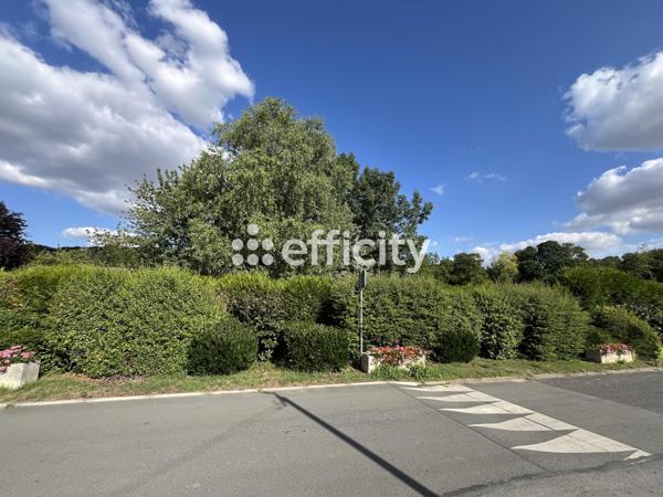 Terrain - 606 m²