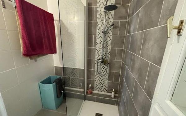 Appartement à louer    3 pièces •  Saint-François