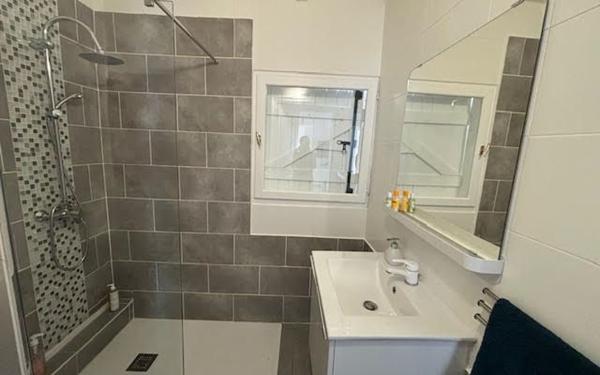 Appartement à louer    3 pièces •  Saint-François