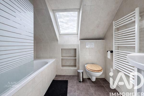Maison à vendre 5 pièces 138 m² Saint-Pierre-du-Perray