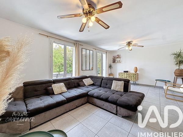 Maison à vendre 5 pièces 138 m² Saint-Pierre-du-Perray