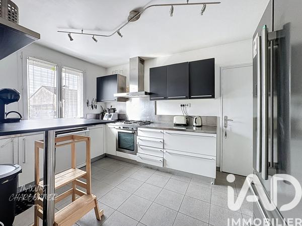 Maison à vendre 5 pièces 138 m² Saint-Pierre-du-Perray