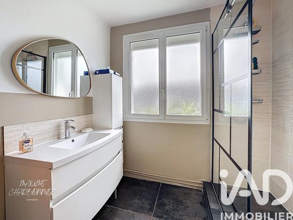Maison à vendre 5 pièces 138 m² Saint-Pierre-du-Perray
