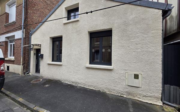 Maison à vendre    2 pièces •  Saint-Quentin