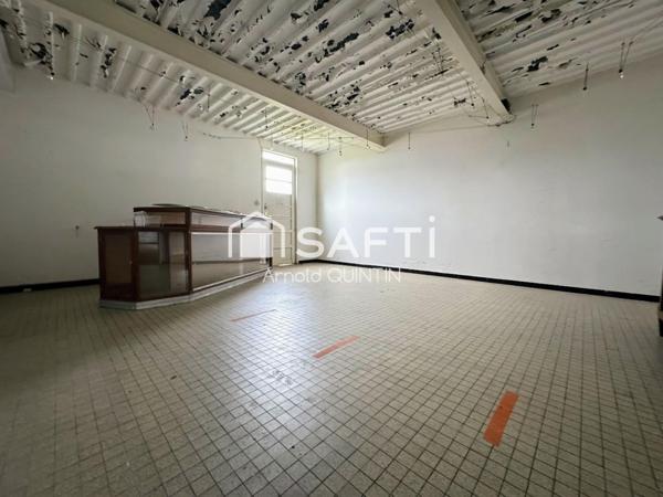 Batiment Professionnel de 2265m²