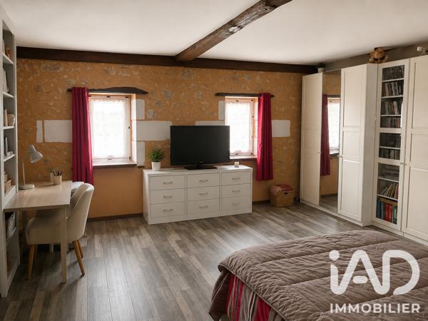 Maison à vendre 5 pièces 205 m² Montguyon