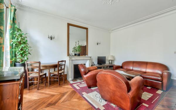 Appartement à vendre    5 pièces • 80,23 m2 Paris 18