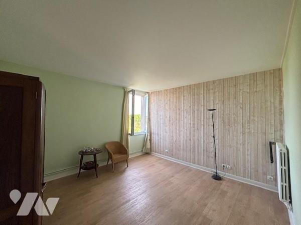 LAON QUARTIER DE LA NEUVILLE