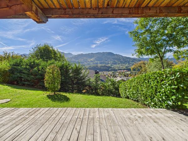 Haute Savoie (74), à vendre SAMOENS - Domaine skiable Grand Massif - Appartement T4 en rez de jardin