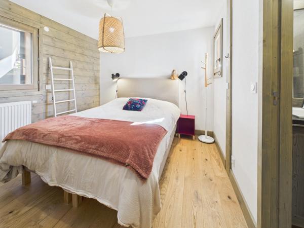 Haute Savoie (74), à vendre SAMOENS - Domaine skiable Grand Massif - Appartement T4 en rez de jardin