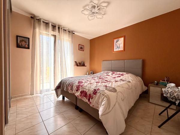 Lodève (34700) À vendre – Magnifique villa de plain-pied 3ch sur les hauteurs de Lodève