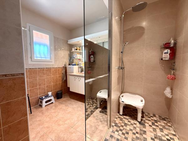 Lodève (34700) À vendre – Magnifique villa de plain-pied 3ch sur les hauteurs de Lodève